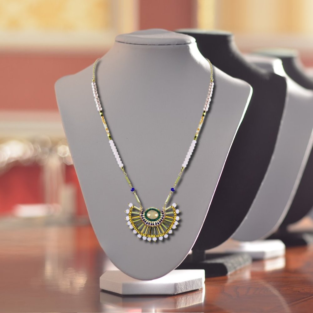 Beautiful NEW Bead & Stone Western Boho Statement Necklace - Picture 1 of 2